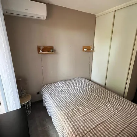 Avec Piscine Et Vue Appartement